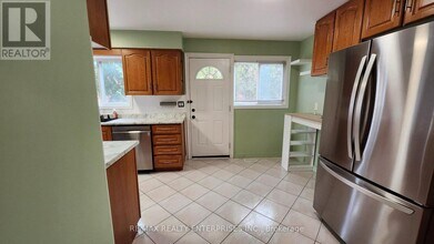 79 Watney Crescent in Toronto, ON - Building Photo - Building Photo