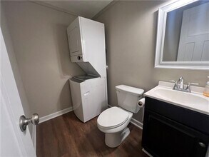 48 Quarry St in Gainesville, GA - Building Photo - Building Photo