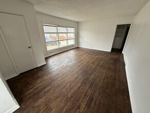 6701 College Ave in Kansas City, MO - Building Photo - Building Photo