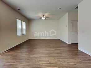 182 Orion Way in Moncks Corner, SC - Building Photo - Building Photo