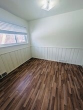 1196 E Coldwater Rd in Flint, MI - Building Photo - Building Photo