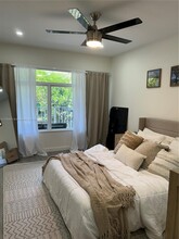 208 Meridian Ave in Miami Beach, FL - Building Photo - Building Photo
