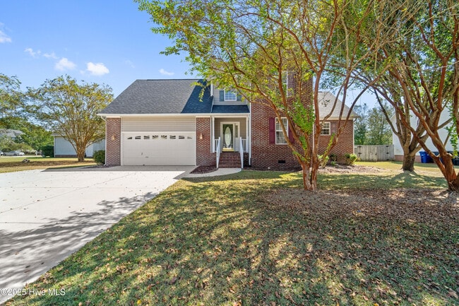 219 Newport Drive in Jacksonville, NC - Building Photo - Building Photo