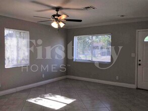 1128 NW 7th Terrace in Fort Lauderdale, FL - Building Photo - Building Photo