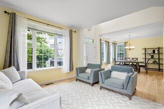29 Allegra Ct in White Plains, NY - Building Photo - Building Photo