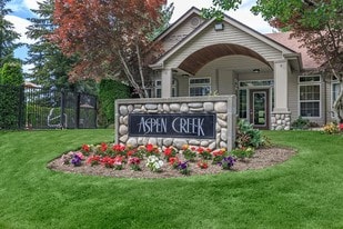 Aspen Creek Apartments in Puyallup, WA - Building Photo