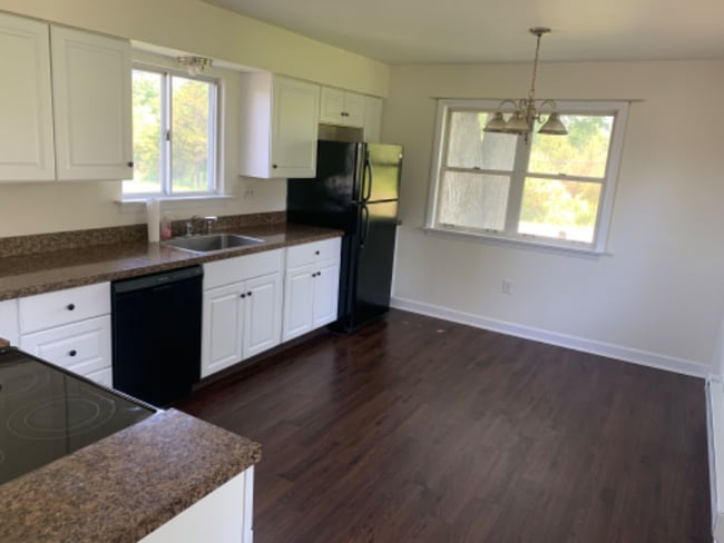 3644 Bedminster Rd in Ottsville, PA - Building Photo - Building Photo