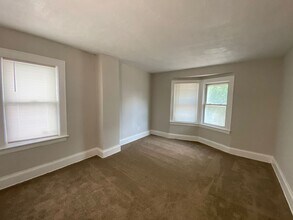 10721 Columbia Ave in Cleveland, OH - Building Photo - Building Photo