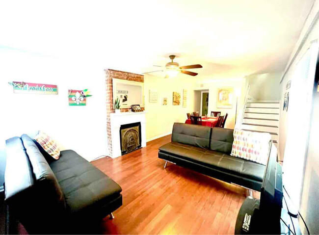 property at 1245 Kerlerec St