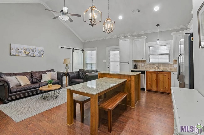 property at 40496 Sage Field Ct