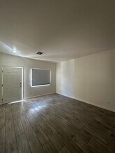 6186 Pacific Dogwood Ave in Las Vegas, NV - Building Photo - Building Photo