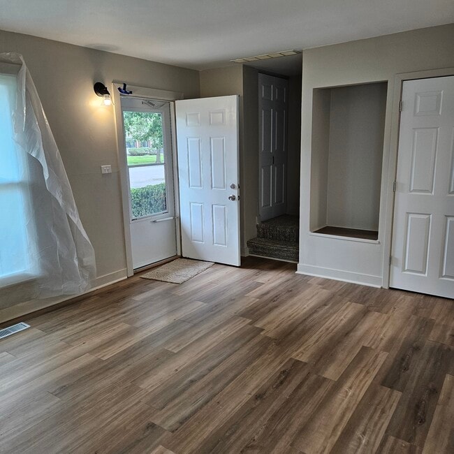 5565 Allemong Dr in Matteson, IL - Building Photo - Building Photo