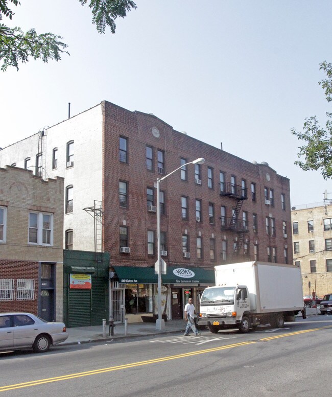 1006-1014 Clarkson Ave in Brooklyn, NY - Foto de edificio - Building Photo