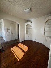 130 High St in Hanford, CA - Building Photo - Building Photo
