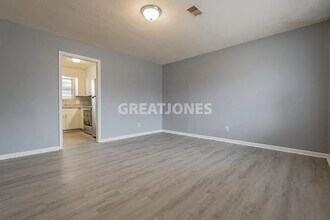 428 W Lakeside Ave in Columbia, SC - Building Photo - Building Photo