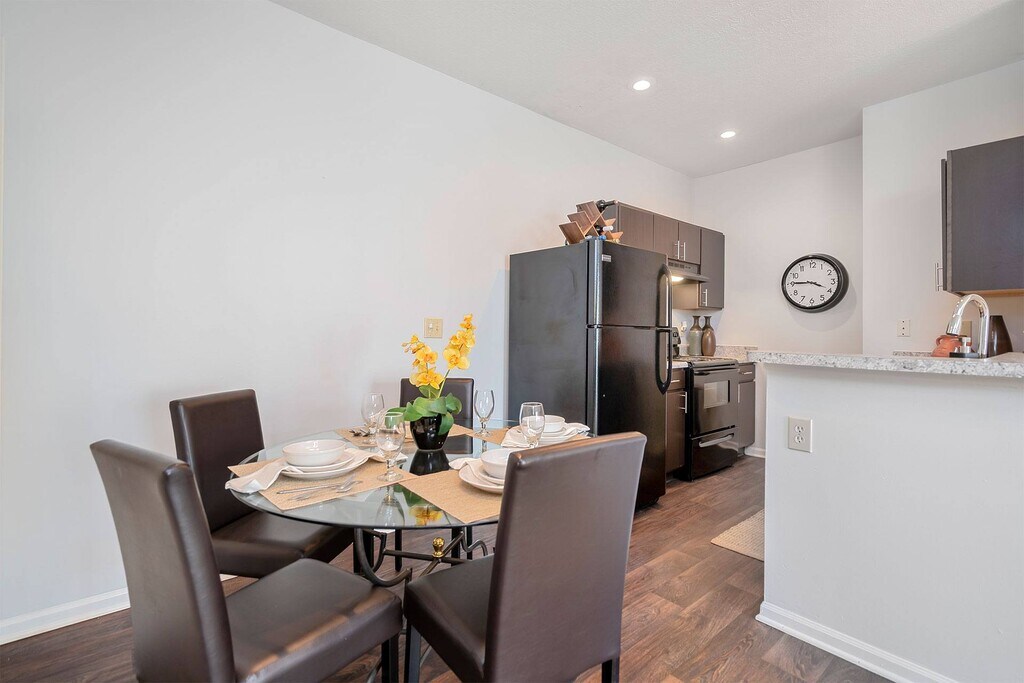 Alexander Court Reynoldsburg, OH Apartments