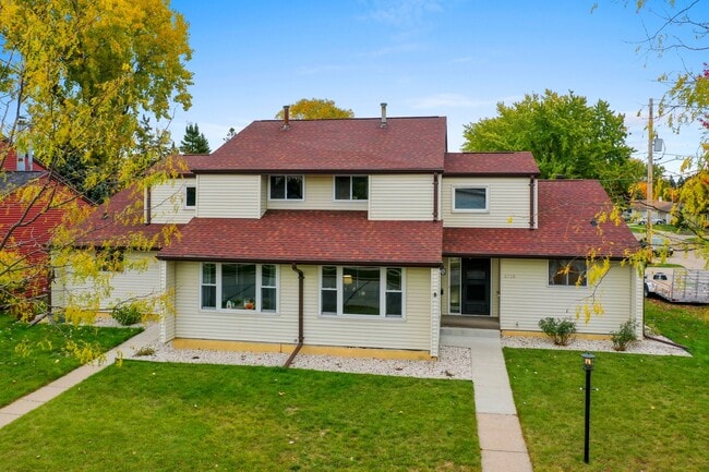 property at 2720 N McDonald St