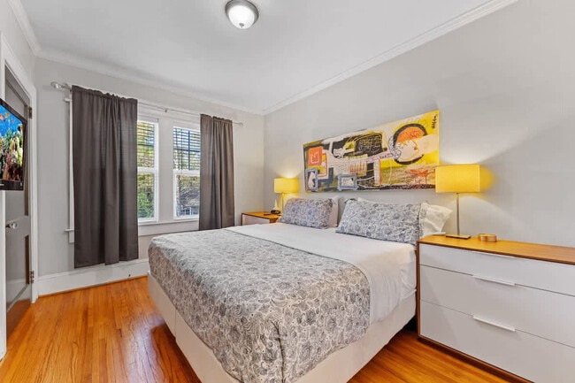 800 Magnolia Ave in Charlotte, NC - Foto de edificio - Building Photo