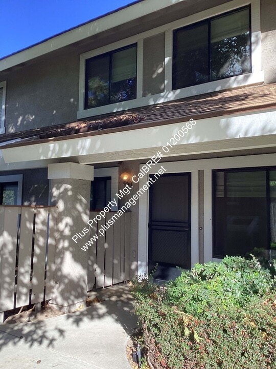 1160 Hilltop Rd in Santa Maria, CA - Building Photo