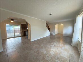 4503 E Stassney Ln in Austin, TX - Building Photo - Building Photo