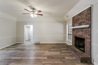5044 Brooksbank Cove S in Memphis, TN - Building Photo - Building Photo