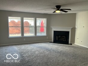 10225 Lothbury Cir in Fishers, IN - Building Photo - Building Photo