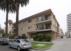 420 California Ave in Santa Monica, CA - Building Photo