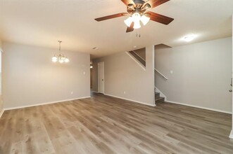 3951 Fox Run Dr in Fort Worth, TX - Foto de edificio - Building Photo