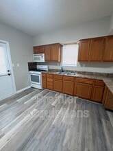 2309 Locust Ave in Alton, IL - Building Photo - Building Photo