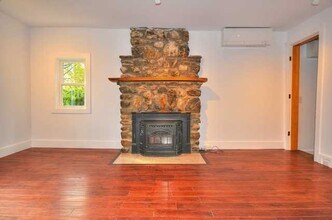 55 South St in Rhinebeck, NY - Building Photo - Building Photo