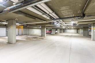 Axxess in Edmonton, AB - Building Photo - Interior Photo