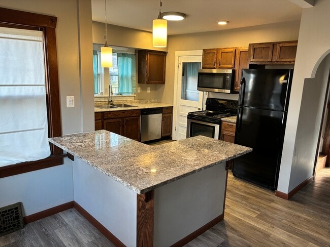 property at 1304 Randle St