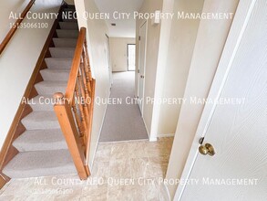 2745 Brookshire Ln in Miamisburg, OH - Building Photo - Building Photo