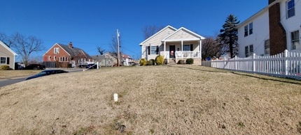 438 W Market St in Harrisonburg, VA - Building Photo - Building Photo