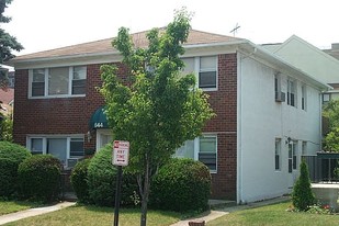 644 E Broadway Apartments