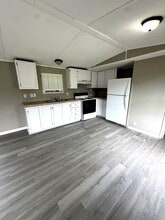 161 Jolly Roger Dr in Lexington, NC - Building Photo - Building Photo