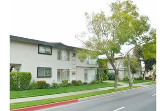Mission Drive Apartements in San Gabriel, CA - Building Photo - Building Photo