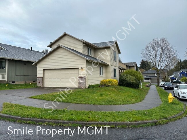 14095 SE Summerfield Loop in Happy Valley, OR - Building Photo - Building Photo