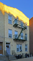 31-38 35th St in Long Island City, NY - Foto de edificio - Building Photo