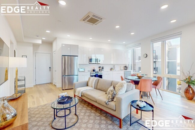 property at 38 Hichborn St