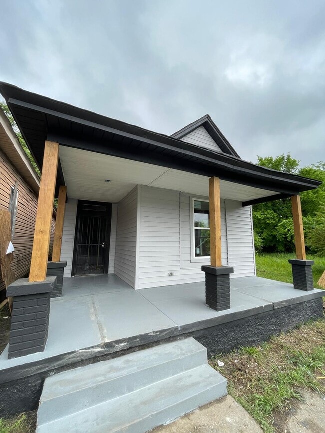 property at 1262 Latham St