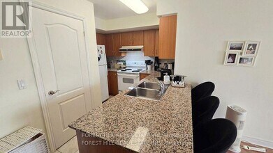 50 Disera Dr in Vaughan, ON - Building Photo - Building Photo