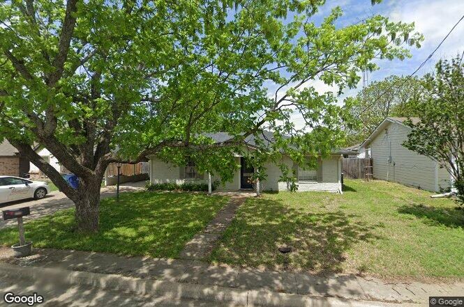 2511 1st St in Caddo Mills, TX - Building Photo