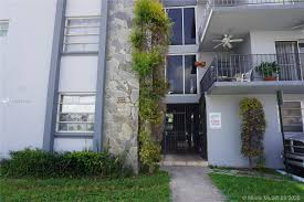 5100 W Flagler St in Coral Gables, FL - Building Photo - Building Photo