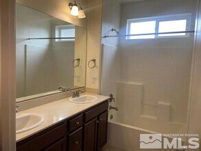 2619 Michelangelo Ct in Sparks, NV - Building Photo - Building Photo
