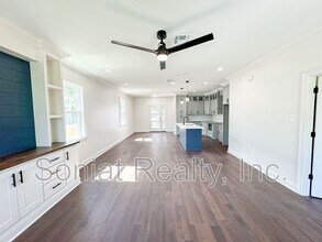 2454 Allen Toussaint Blvd in New Orleans, LA - Building Photo - Building Photo