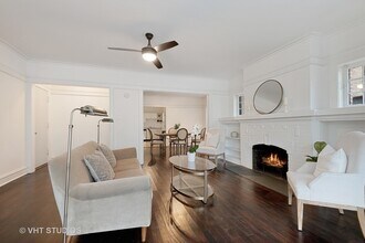 120 Keeney St, Unit 1 in Evanston, IL - Building Photo - Building Photo