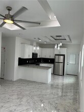 1012 N Clarence Ave in Edinburg, TX - Building Photo - Building Photo