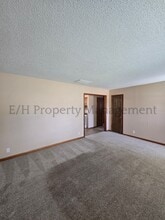 2204 W Grant St in Wichita, KS - Foto de edificio - Building Photo
