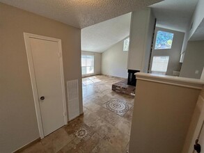 1403 Valley Landing Dr in Katy, TX - Building Photo - Building Photo